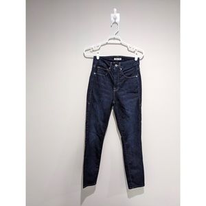 Good American High Rise skinny jeans Good Legs. Size 27